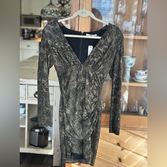 Alice and Olivia mini dress NWT - Picture 3 of 10